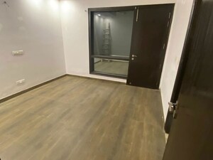 Room in 3 BHK Builder Floor at Rajouri Garden – for Rent