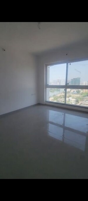 Room in 2 BHK Apartment at Zen Elite, Kharadi – for Sale