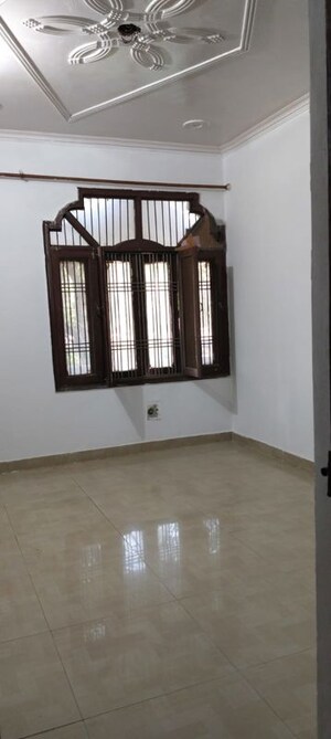 Room in 2 BHK Builder Floor at Lda Colony – for Rent