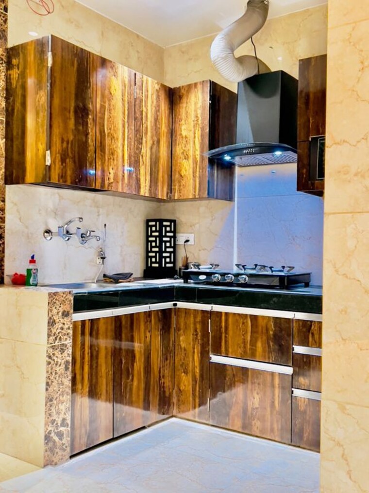 Kitchen, subhash nagar 2 Bedroom 100 Sq.Yd. Builder Floor In Subhash Nagar Delhi 10642778