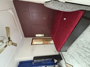 Bedroom in 2 BHK Builder Floor at Lajpat Nagar ii – for Rent
