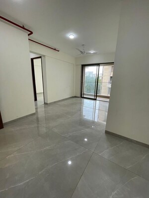Room in 3 BHK Apartment at Hubtown Seasons, Chembur – for Rent