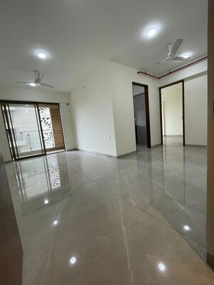 Room in 3 BHK Apartment at Hubtown Seasons, Chembur – for Rent