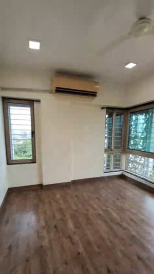 Bedroom in 3 BHK Apartment at Chembur – for Rent