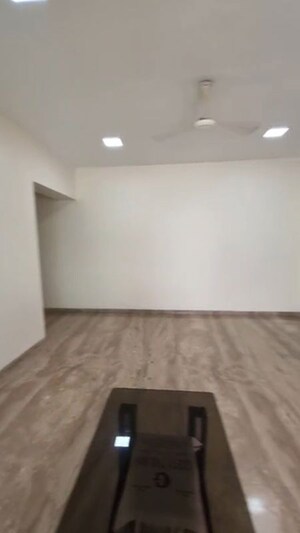Living Room in 3 BHK Apartment at Chembur – for Rent