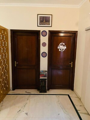 Furnished Amenities in 3 BHK Apartment at Shivalik Colony – for Sale