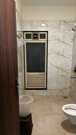 Building Lobby in 3 BHK Apartment at Mahalaxmi Heritage, Chembur – for Rent
