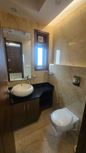 Bathroom in 3 BHK Builder Floor at New Rajinder Nagar – for Rent