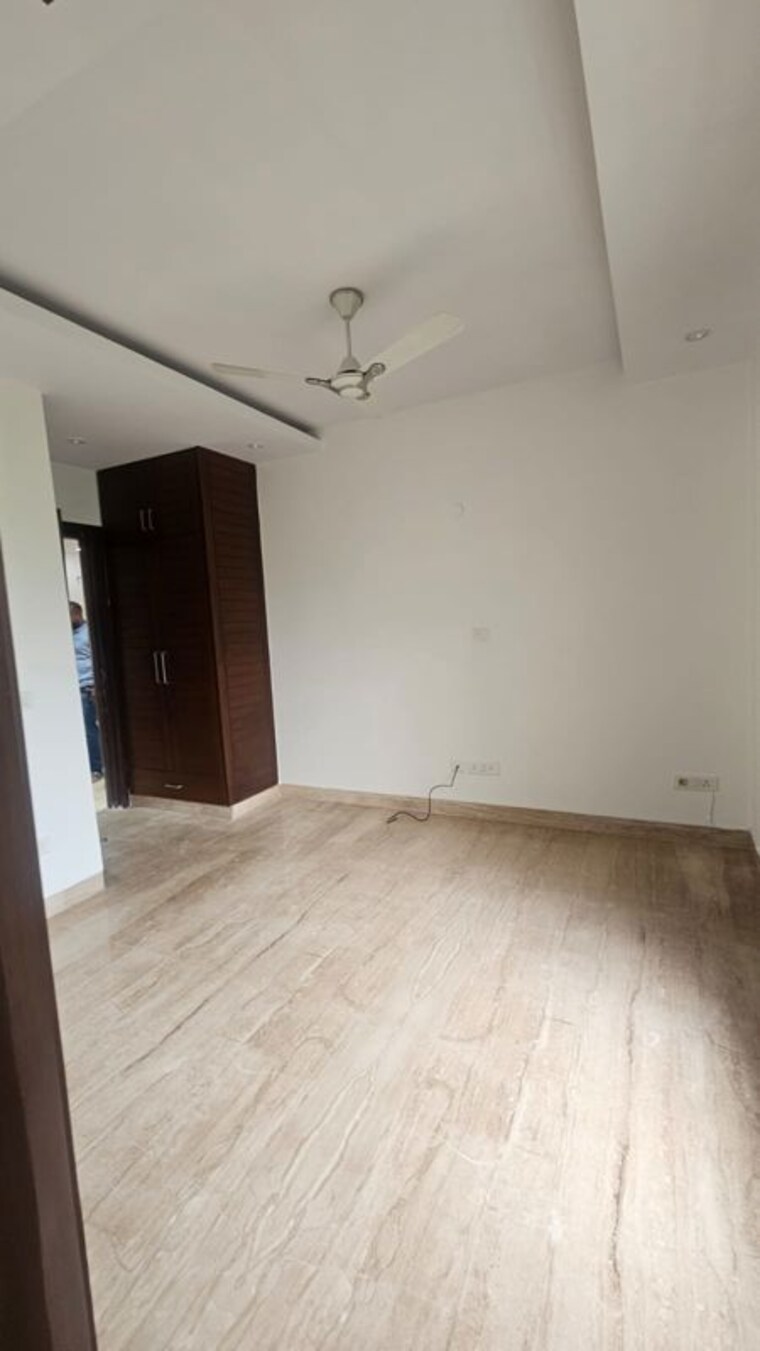 Room, new rajinder nagar 3 Bedroom 1800 Sq.Ft. Builder Floor In New Rajinder Nagar Delhi 10643609