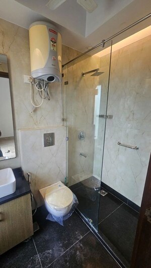 Bathroom in 3 BHK Builder Floor at New Rajinder Nagar – for Rent