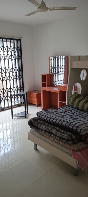 Bedroom in 3 BHK Apartment at Karia Konark Campus, Viman Nagar – for Rent