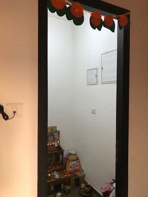 Furnished Amenities in 2 BHK Apartment at Lodha Splendora, Ghodbunder Road – for Rent