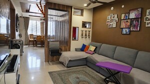 3 BHK Apartment For Rent in SMR Vinay Iconia Phase II, Kondapur