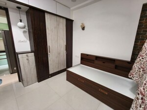 Bedroom in 2 BHK Apartment at Chembur – for Rent