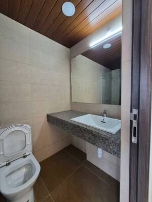 Bathroom in 3 BHK Apartment at Kalpataru Magnus, Bandra East – for Sale