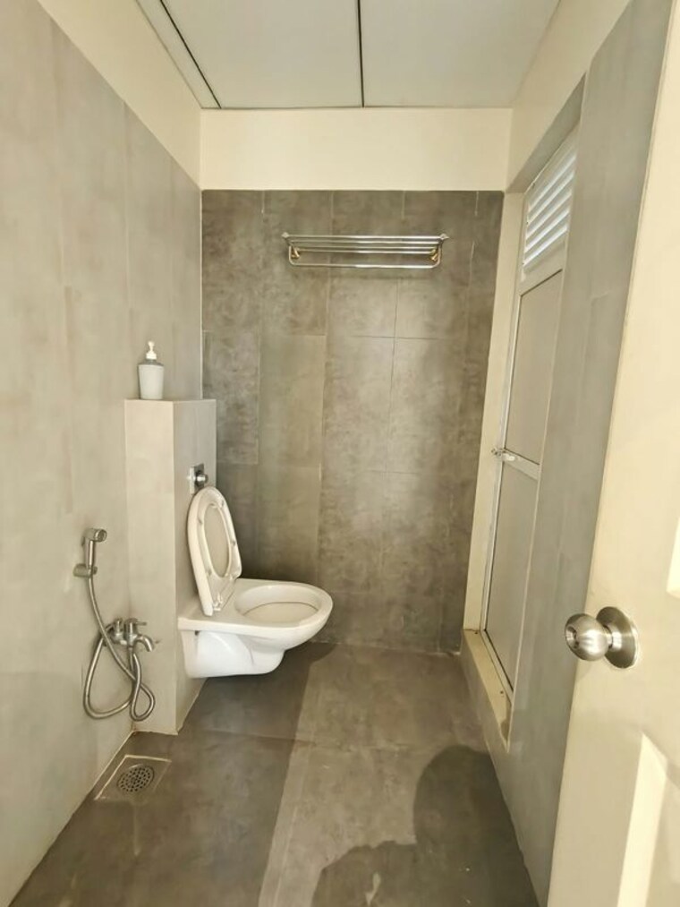Bathroom, uma-acropolis-and-neopolis 1 Bedroom 500 Sq.Ft. Apartment In Ghodbunder Road Thane 10643655