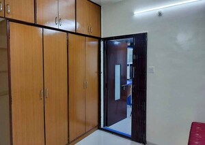 Furnished Amenities in 2.5 BHK Apartment at Yash Sankul, Pimple Saudagar – for Rent