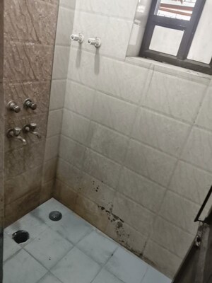 Bathroom in 1 BHK Apartment at Arawali Apartments, Sector 52 – for Rent