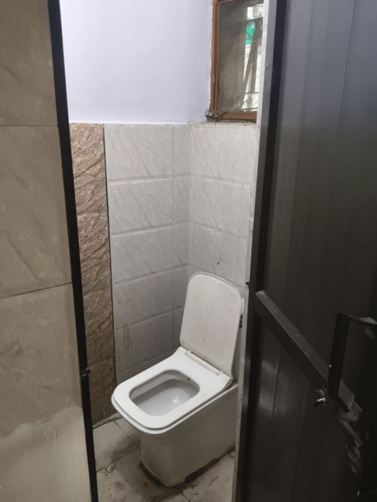 Bathroom, arawali-apartments 1 Bedroom 550 Sq.Ft. Apartment In Sector 52 Noida 10643666