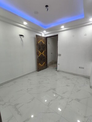 1 BHK Builder Floor For Rent in Saket
