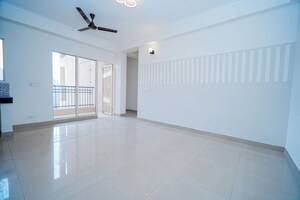 Room in 3 BHK Apartment at Eros Sampoornam, Sector 2 Greater Noida – for Sale