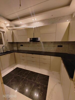 Kitchen in 3 BHK Builder Floor at Sector 42 – for Rent