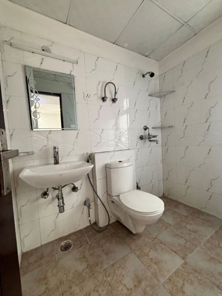 Bathroom, panchsheel-greens 2 Bedroom 1075 Sq.Ft. Apartment In Sector 16 Greater Noida Greater Noida 10643689