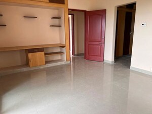 Room in 3 BHK Apartment at Nagarjuna Enclave – for Rent