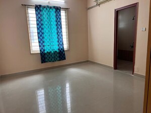 Room in 3 BHK Apartment at Nagarjuna Enclave – for Rent
