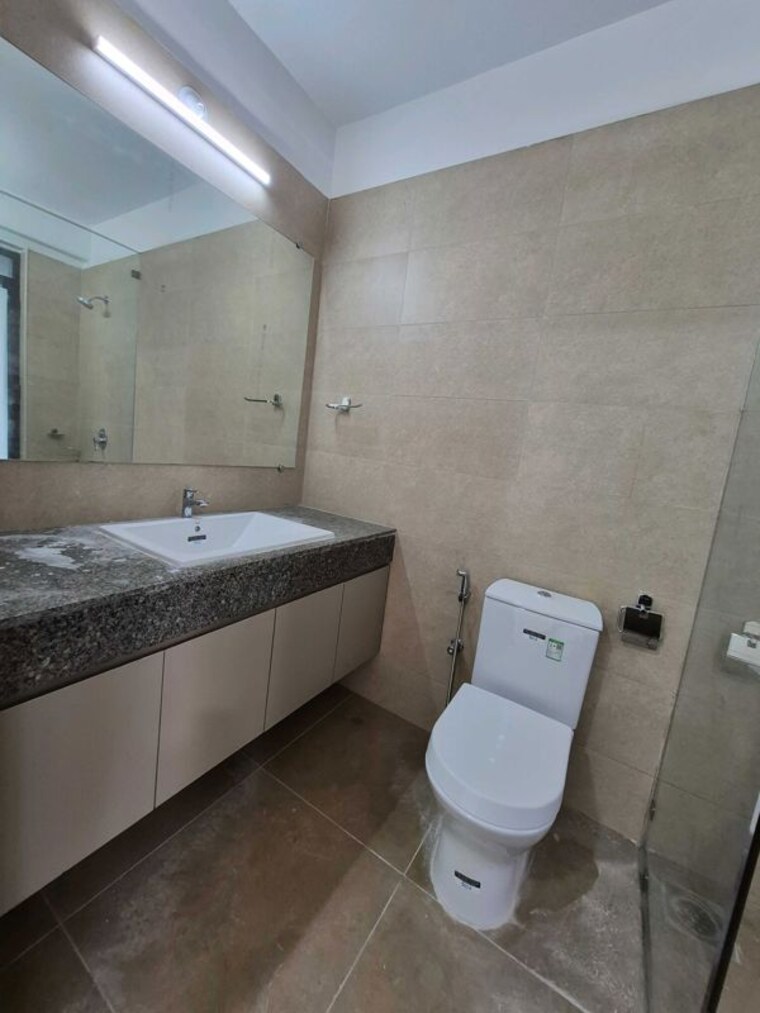 Bathroom, kalpataru-magnus 4 Bedroom 1790 Sq.Ft. Apartment In Bandra East Mumbai 10643695