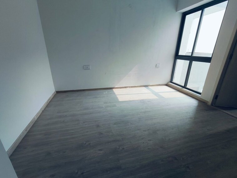 Room, smart-world-orchard 2.5 Bedroom 1200 Sq.Ft. Builder Floor In Sector 61 Gurgaon 10643703