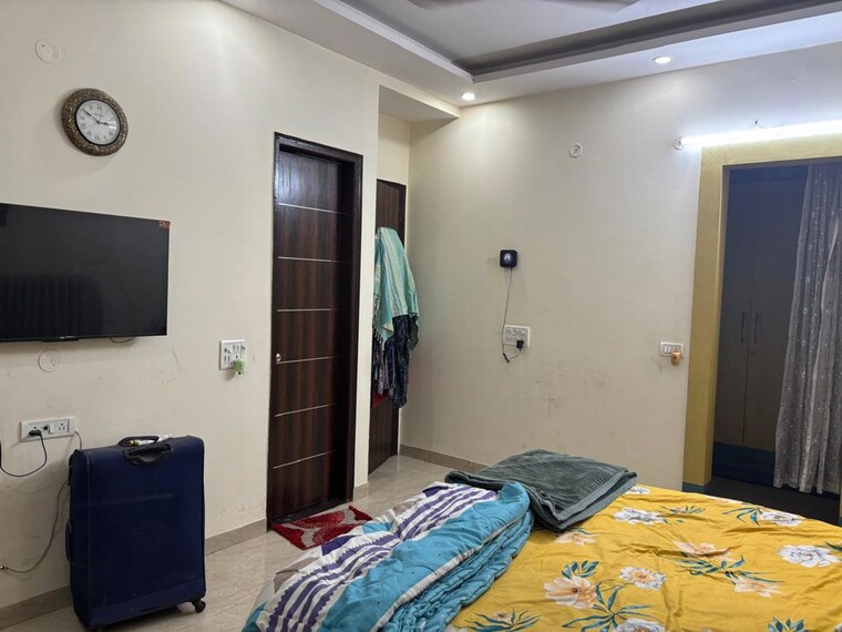 Bedroom, sector 57 3 Bedroom 2580 Sq.Ft. Builder Floor In Sector 57 Gurgaon 10643710