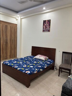 Bedroom in 3 BHK Builder Floor at Sector 57 – for Rent