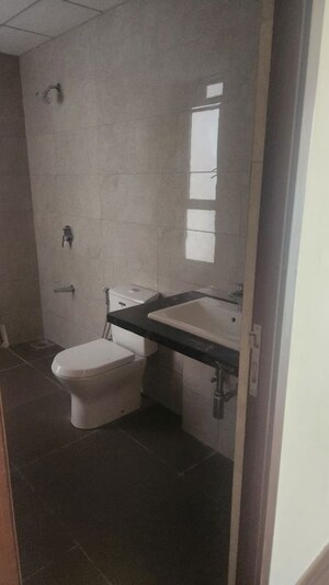 Bathroom in 3 BHK Builder Floor at RWA Apartments Sector 40, Sector 40 – for Rent