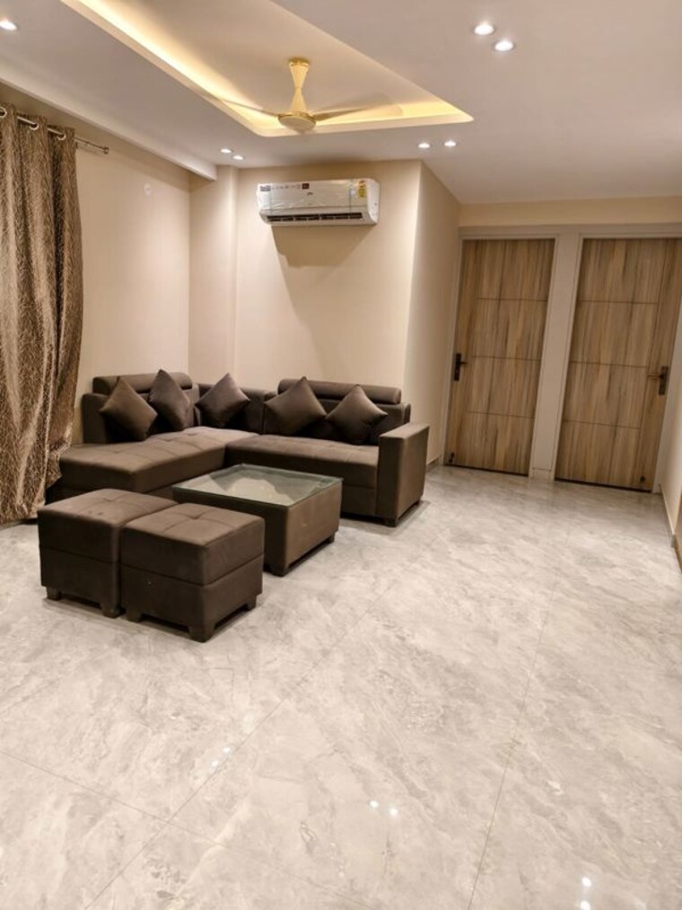 Living Room, sector 57 3 Bedroom 3280 Sq.Ft. Builder Floor In Sector 57 Gurgaon 10643723