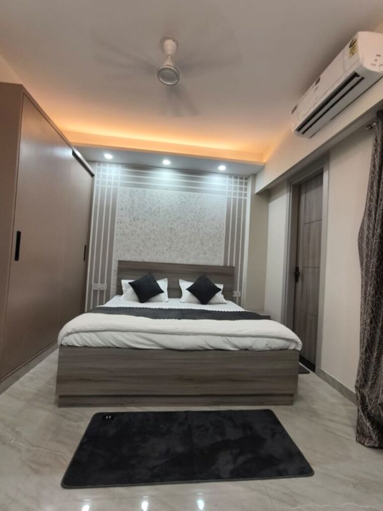 Bedroom, sector 57 3 Bedroom 3280 Sq.Ft. Builder Floor In Sector 57 Gurgaon 10643723