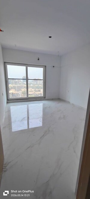 Room in 1 BHK Apartment at Vaidya West World, Andheri East – for Sale