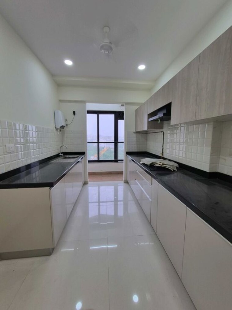 Kitchen, kalpataru-magnus 2 Bedroom 890 Sq.Ft. Apartment In Bandra East Mumbai 10643718