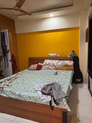 Bedroom in 1 BHK Apartment at Mahaveer Tower, Worli – for Rent