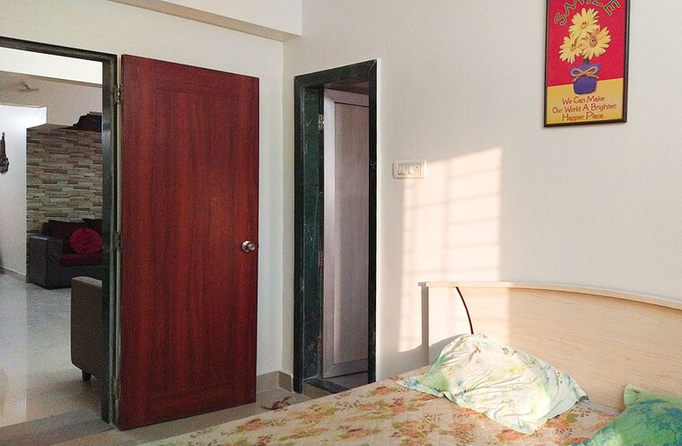 Room, malad west Pg For Girls In Malad West 10643730