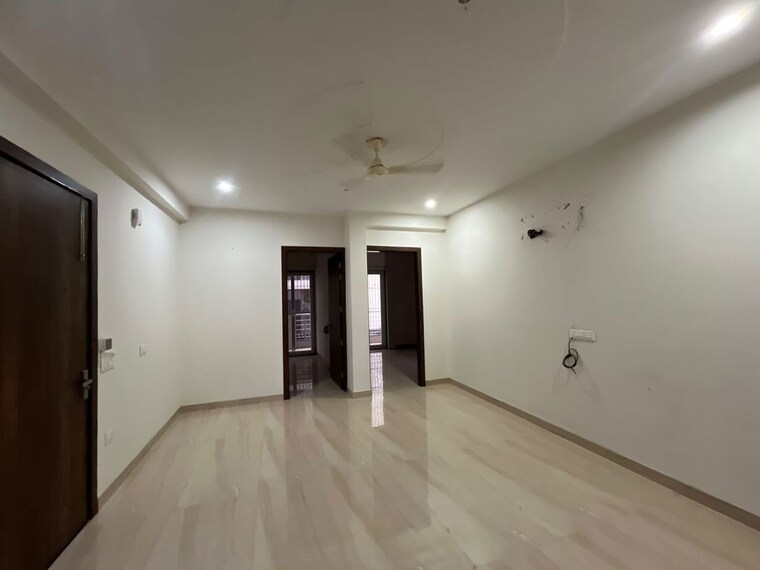 Room, sector 57 3 Bedroom 25000 Sq.Ft. Builder Floor In Sector 57 Gurgaon 10643748