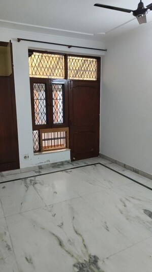Bedroom in 3 BHK Builder Floor at RWA Apartments Sector 39, Sector 39 – for Rent