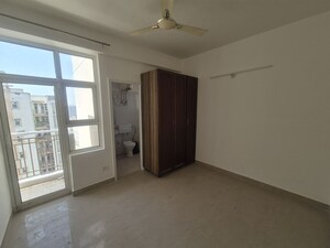 Room in 2 BHK Apartment at Shree Vardhman Mantra, Sector 67 – for Sale