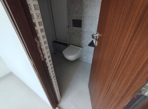 Bathroom in 1 BHK Apartment at Omkar Signet, Malad East – for Rent