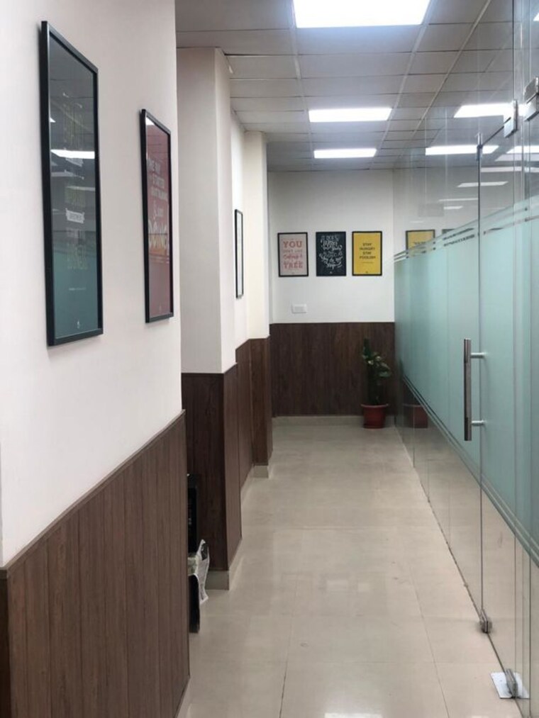 undefined, old palasia Commercial Office Space 1100 Sq.Ft. In Old Palasia Indore 10643778
