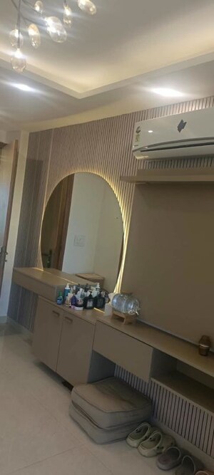 Furnished Amenities in 2 BHK Apartment at Shree Vardhman Mantra, Sector 67 – for Rent