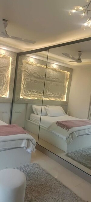 Furnished Amenities in 2 BHK Apartment at Shree Vardhman Mantra, Sector 67 – for Rent