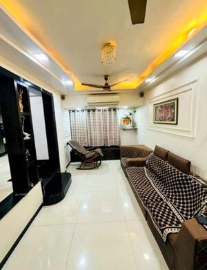 Team Area in 2 BHK Apartment at Oscar Om Ambe Smruti, Mulund West – for Rent