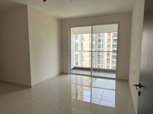 Room in 2 BHK Apartment at Yashwin Orizzonte, Kharadi – for Sale