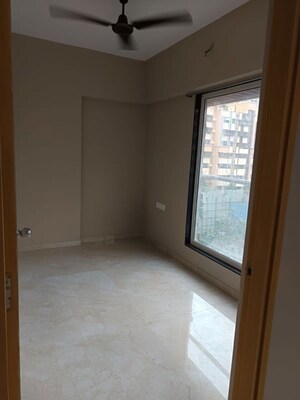 Room in 2 BHK Apartment at Haware Intelligentia Axis, Borivali East – for Rent